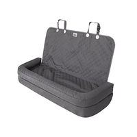 Produktbild von DOGGY Autositz für kleine Hunde aus wasserabweisendem Oxford-Gewebe Grau 135 x 45 cm