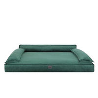 Produktbild von DOGGY Hundebett XL aus Velours in Grün 99 x 66 cm OEKO-TEX-zertifiziert