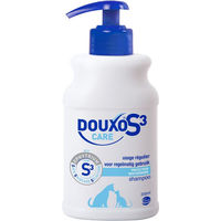 Produktbild von Douxo Care Shampoo
