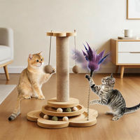 Produktbild von Dripio 4-in-1 Kratzbaum und Katzenspielzeug aus Sisal mit Bällen und Federn 50 cm