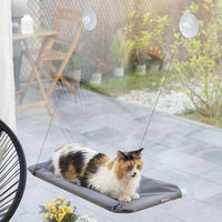 Produktbild von Dripio Katzenhängematte mit 2 Griffen als bequemer Ruheplatz für Katzen