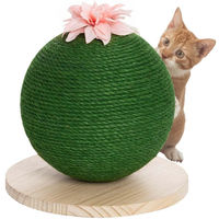 Produktbild von Dripio Kratzbaum für Katzen in Grün mit Hanfseil und interaktiver Blume