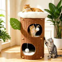 Produktbild von Dripio Kratzbaum für Katzen mit 3 Ebenen in Braun bis 20 kg