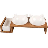Produktbild von Duvo+ Dinner Set Stone Up Kitty Face Katzen-Futterservice aus Keramik mit Polywood-Ständer in Weiß - 3 x 0,25 l