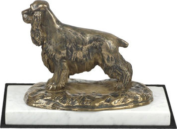 Produktbild von English Cocker Spaniel Hundefigur auf weißem Marmor