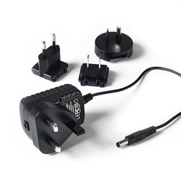 Produktbild von equilibrium Internationales Ladegerät