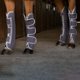 Produktbild von Equithème Tyrex 1200D recycelte Transportgamaschen