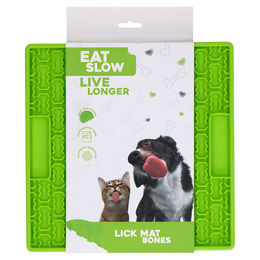 Produktbild von Eat Slow Live Longer Schleckmatte aus Silikon in Grün 21 x 21 cm