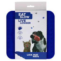 Produktbild von Eat Slow Live Longer Schleckmatte aus Silikon mit Welle Blau 20 x 20 cm