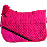 Produktbild von Edix Merino Dressur Schabracke mit 8 Taschen in Rosa Größe XS
