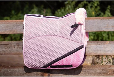 Edix Saddles DR Sattelunterlage aus Merinowoll-Velours für Pferde Rosa Größe M – Bild 1 von 1