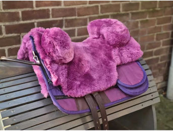 Produktbild von Edix Saddles Roher Reitteppich für Pferde aus Wolle Lila XS