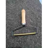 Produktbild von Edix Saddles Wollbürste für Pferde in Beige und Braun