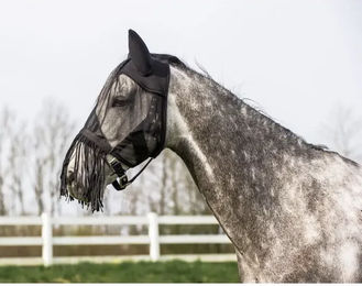 Ekkia Fliegengesichtsmaske für Warmblut in Schwarz aus Kunststoff – Bild 1 von 2