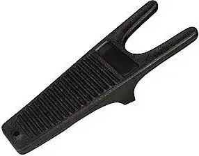 Ekkia Stiefelknecht aus schwarzem PVC – Bild 1 von 3