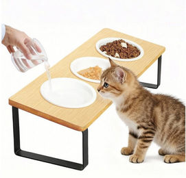 Elegear Futternapf für Hunde und Katzen aus Bambus mit 3 Keramiknäpfen à 213ml und Metallgestell, Erhöhter Napf, Rutschfest und Ergonomisch – Bild 1 von 3