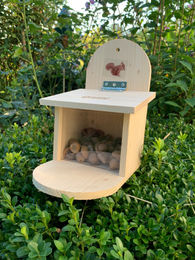 Elmato Eichhörnchenhaus Futterstation aus Holz in Natur – Bild 1 von 5
