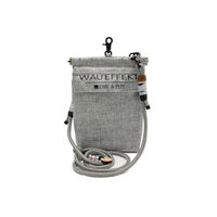 Produktbild von Emmy & Pepe Futterbeutel Wau-to-go Stone aus wasserabweisendem Stoff in Grau