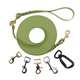 Produktbild von Emmy & Pepe Schleppleine aus Biothane mit abnehmbarer Handschlaufe Khaki Beige Schwarz 15m
