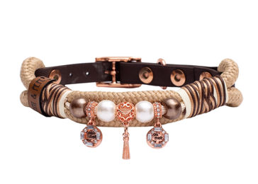 Produktbild von Emmy & Pepe Tauhalsband mit Perlen Geo Brown S (25-33cm) wasserabweisend