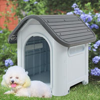 Produktbild von en.casa Hundehütte Bello wetterfeste Hundehöhle aus Kunststoff mit Lüftungsschlitzen und erhöhtem Boden Weiß/Grau 75 x 59 x 66 cm