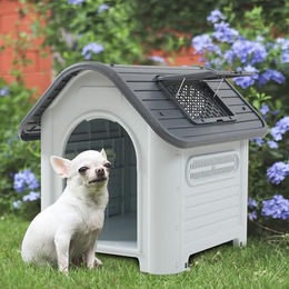 en.casa Hundehütte Outdoor wetterfeste Hundehöhle aus Kunststoff mit Dachluke und Lüftungsschlitzen Weiß/Grau 87 x 72 x 75 cm – Bild 1 von 5