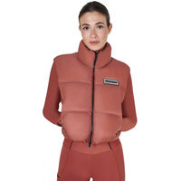 Produktbild von Equestro Cropped Weste für Damen in Rot Größe M