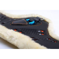 Produktbild von EQUICK eSapphire Sattelgurt mit No Kill Kunstfell in Braun 130 cm