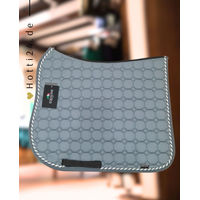 Produktbild von Equiline Dressurschabracke Octagon Grau