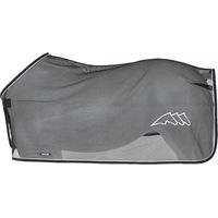 Produktbild von Equiline Weston Logo Fliegendecke für Pferde aus Mesh in Schwarz und Grau Größe M