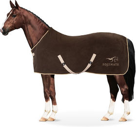 Equinate Abschwitzdecke Nevada Fleece Braun 165cm mit Widerristpolster und Kreuzbegurtung – Bild 1 von 3