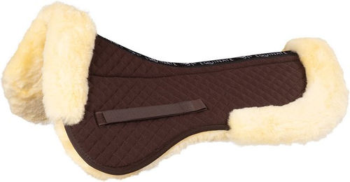 Equinate Spinefriend Lammfell Sattelkissen mit Wirbelsäulenfreiheit Braun-Natur Größe S für Pferd und Pony – Bild 1 von 4