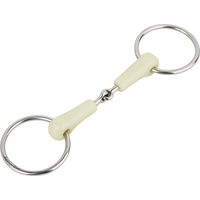 Produktbild von Equinate Wassertrense für Pferde mit Apfelgeschmack aus Edelstahl 18mm einfach gebrochen 11,5cm beige