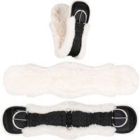 Produktbild von Equinate Westerngurt Classical anatomisch mit synthetischem Lammfell Natur 70cm