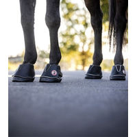 Produktbild von Equine Fusion Active Hufschuhe für Pferde aus Gummi in Schwarz