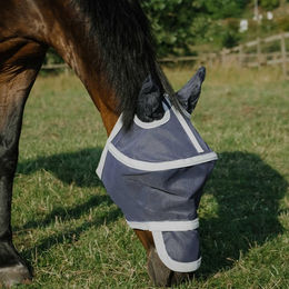 Equithème Fliegenmaske für Pferde mit UV-Schutz aus Polyester in Blau Größe M – Bild 1 von 2