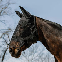 Produktbild von Equithème Fliegenmaske Soft mit Nasenschutz für Pferde Schwarz Größe M