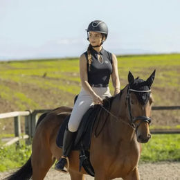 Produktbild von Equithème Reitshirt Sarah für Damen in Schwarz XS