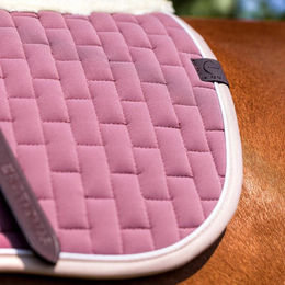 Equithème Schabracke Dinard Satteldecke für Pferde aus Polyester in Ponygröße – Bild 1 von 2