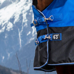 Produktbild von Equithème Tyrex 1200D Aisance High Neck Pferdedecke aus Polyester blau/schwarz 150g