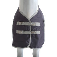 Produktbild von Equithème Tyrex 1200D Outdoordecke aus recyceltem Polyester in Schwarz