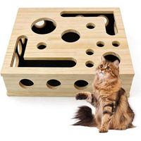 Produktbild von Equivera Katzenpuzzle und Kratzmöbel aus Holz mit Schleiffunktion für die Nagelpflege 30x9,8x8 cm