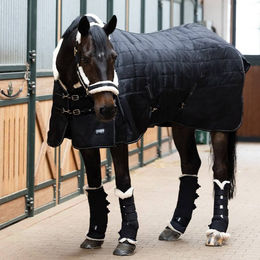 Eskadron Basics Zeta Stalldecke aus Oxford-Gewebe mit Fauxfur in Schwarz Größe S - 100 g – Bild 1 von 2
