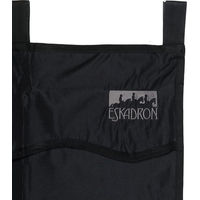 Produktbild von Eskadron Boxenvorhang aus Polyester mit Klettverschluss in Blau oder Schwarz