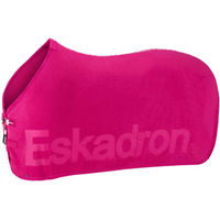 Produktbild von Eskadron Dynamic 26 Abschwitzdecke Fleece Stamp für Pferde Farbe Lipstick Größe L