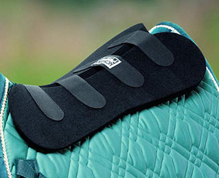 Eskadron Pro Balance Sattelunterlage Schwarz mit Gummiunterseite – Bild 1 von 3