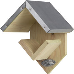 Esschert Design Erdnussbutterhaus aus Holz in Natur und Braun – Bild 1 von 6
