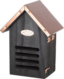 Esschert Design Marienkäferhaus aus Holz mit Kupferdach in Schwarz – Bild 1 von 3