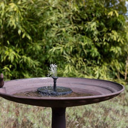 Produktbild von Esschert Design Solar-Vogeltränke mit Fontänenfunktion