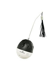 Produktbild von Eyenimal Spin & Treat Ball Katzenspielzeug aus Kunststoff in Weiß und Schwarz